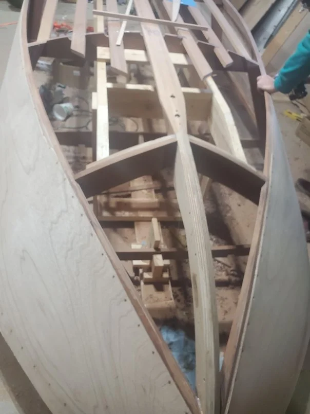 Figure 7 Stem and chine shaped to receive bottom