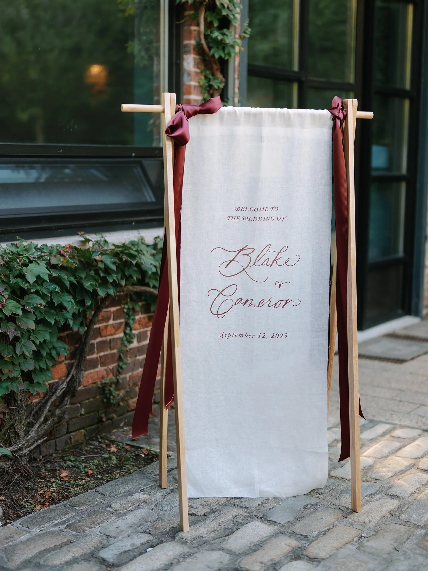 For the love of linen signs 🤍

Just one of the dreamy details tying together Blake &amp; Cameron&rsquo;s magical day.

Planning: @archeventsnyc
Photo: @patfureyphoto
Venue: @thefoundrylic
Catering: @marceybrownsteincatering 
Rentals: @broadwaypartyr
