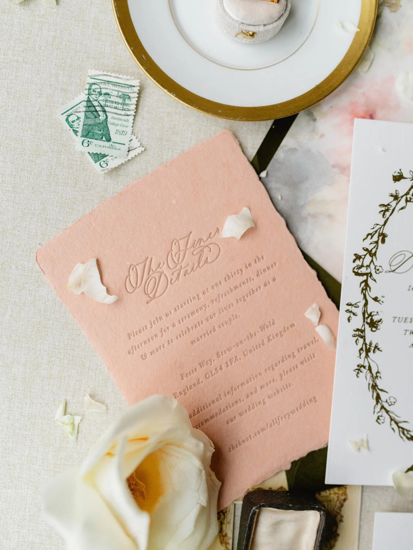 Monochromatic letterpress on decked edge paper will never be on my favorites list 🔖
.
.
.
.
#letterpress #handmadepaper #calligraphy #weddingstationery #weddinginvitations #handmade #deckledpaper #papergoods #bespokestationery #customwedding #garden