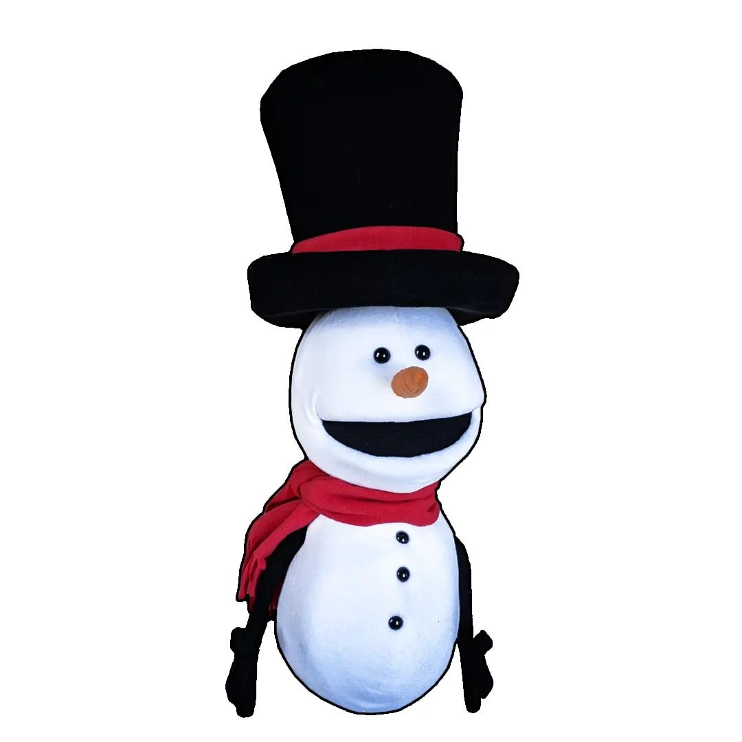 A large snowy pal on my website right now! The only thing bigger than his smile is his hat! I have 1 of these currently but if it sells quickly I can make more. Don't miss out! 
.
#christmas #christmassnowman #snowman #christmasgoodies #christmasoffe