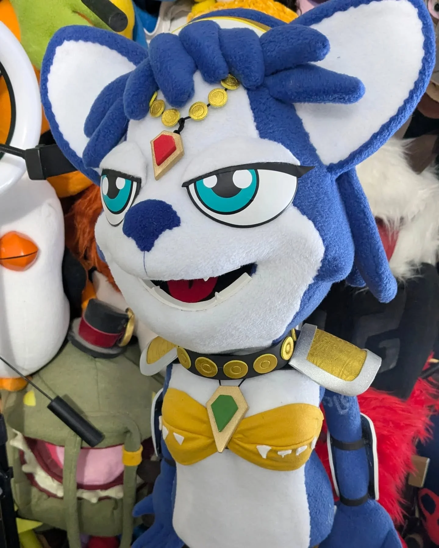Finished this great puppet for a customer this week! Krystal from Star Fox adventure! 
.
#nintendo #nintendoswitch #videogames #gamer #pokemon #jungsoojung #starfoxpuppet #soojung #kpop #fx #puppets #stopmotion #art #puppetry #animation #jungsis #smf
