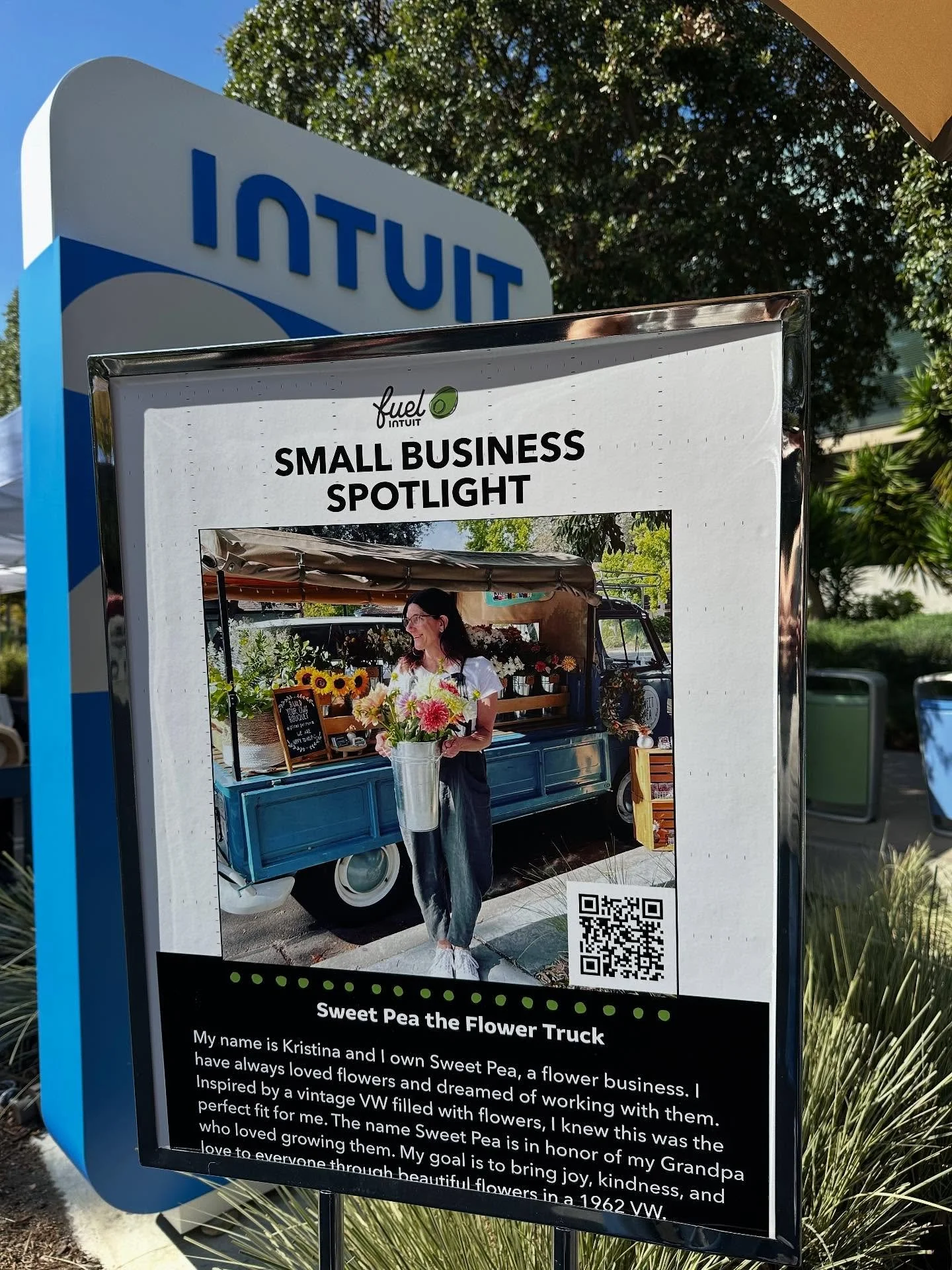 I&rsquo;m grateful for @intuit for two reasons: As a small business owner who wears every hat, @quickbooks is a life saver! Bookkeeping is not my strength😂. And when I do events at the Mountain View Headquarters, everyone is SO nice and they love to