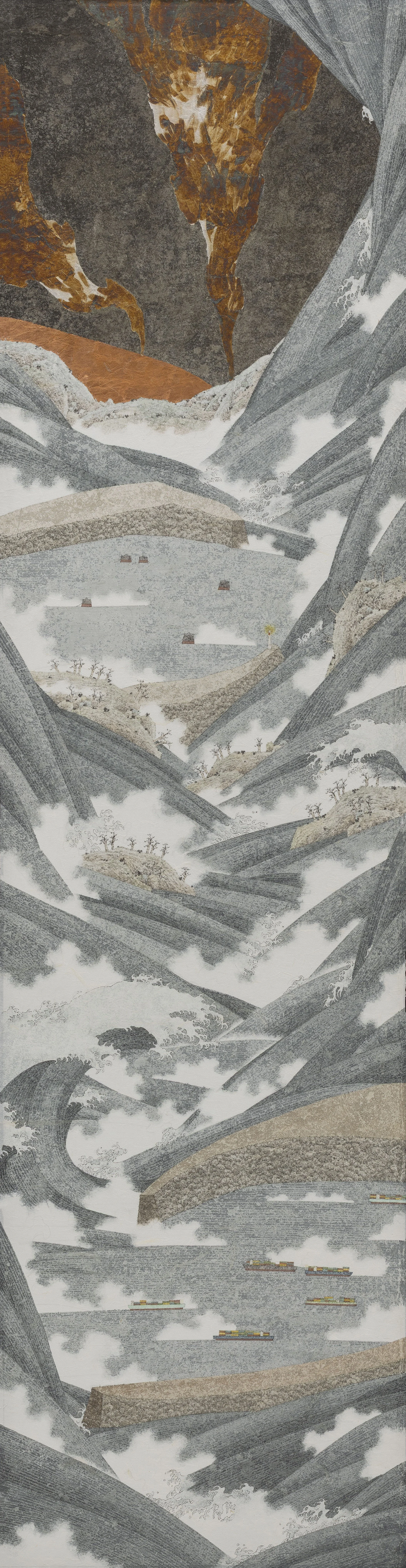 The Frozen Storm II 凝固的風暴II | 2026 | 
Ink, colour, silver and copper leaf on paper | 199×49cm