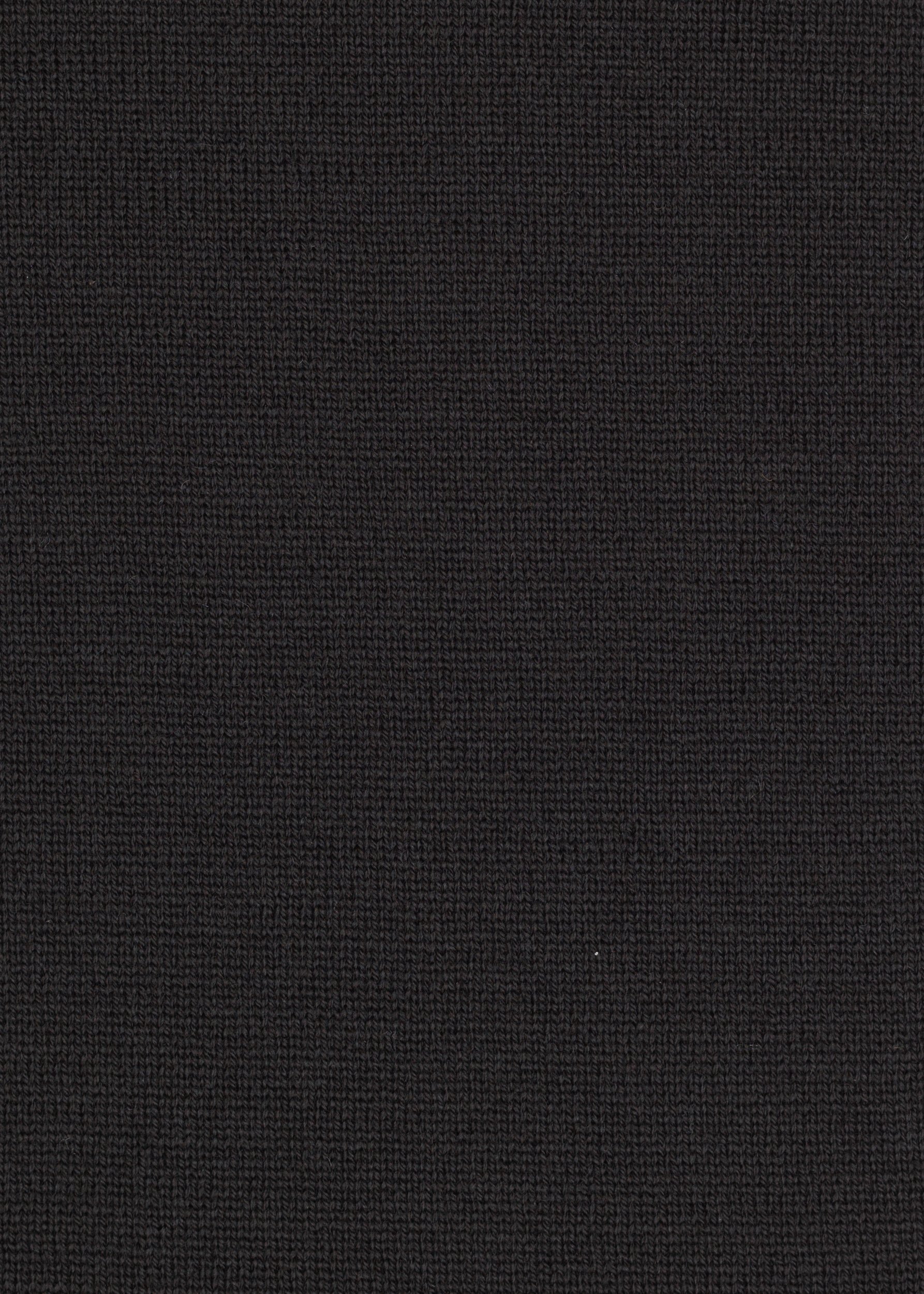Black.jpg
