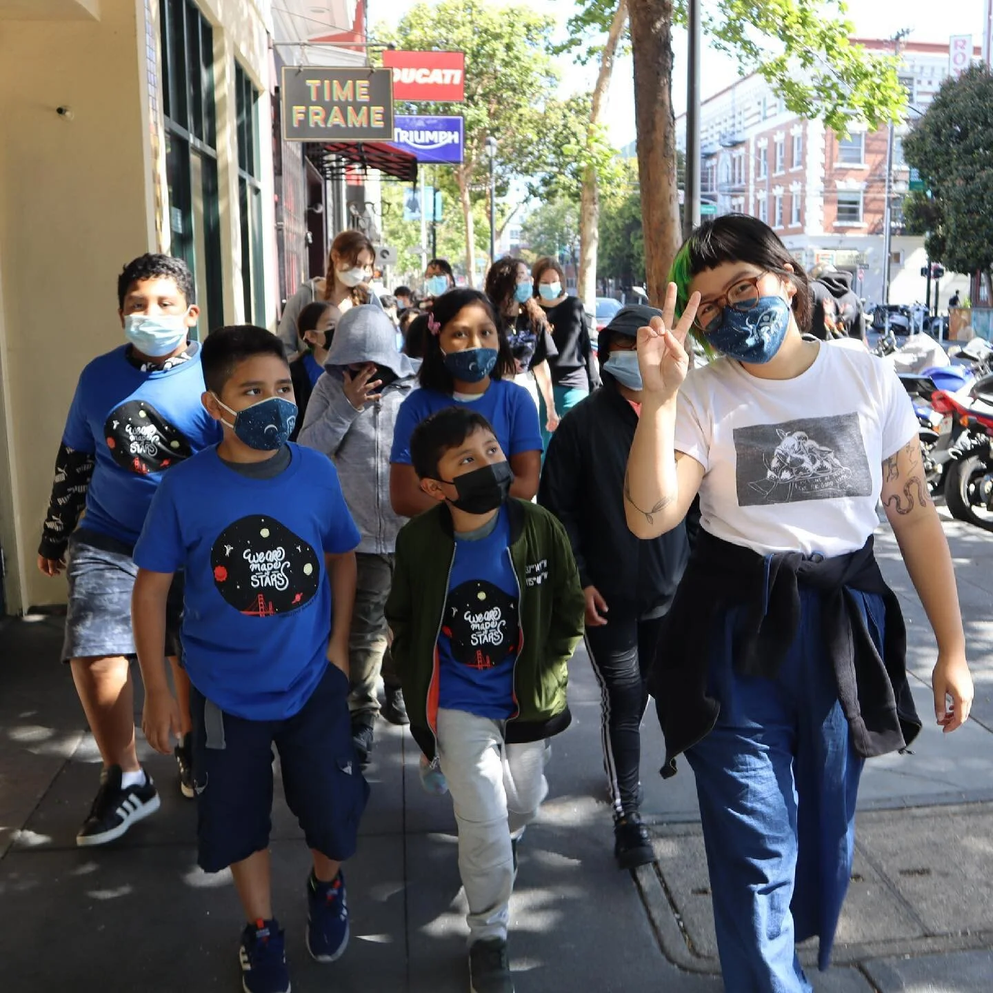 All Horizons students went on a field trip to the movies today! A big thank you to @roxie_theater for hosting us. We had a blast watching My Neighbor Totoro and The Princess Bride - which one would you be more excited to see?! 🎬🎥 #6weeksofhappiness