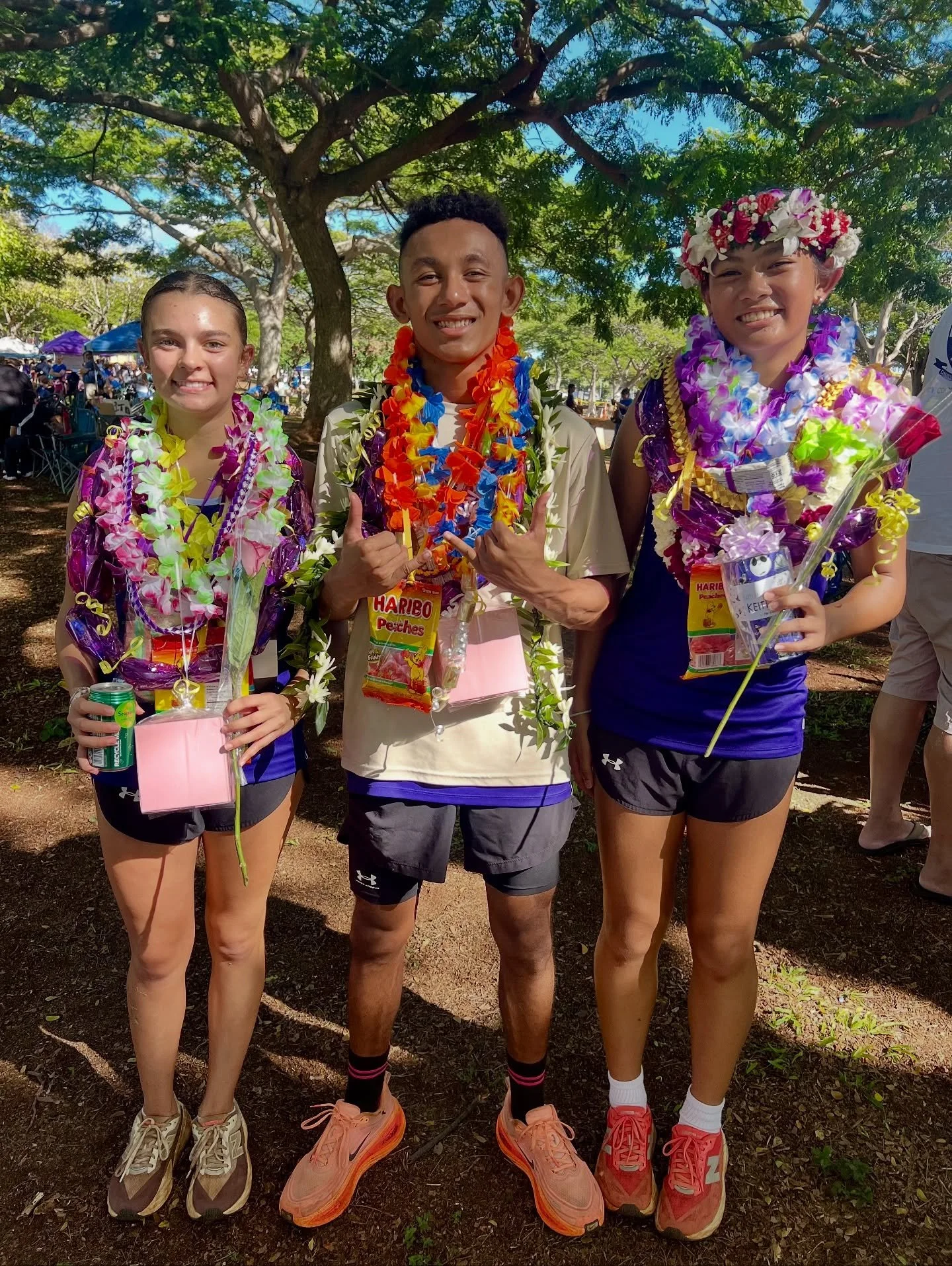 Huge congratulations to our two-time state qualifiers, sophomores Keitlin Tomomitsu and Ashton Hiapo-Santos, and to our first-time state qualifier, junior Sophie Hassey! 👏 They represented Damien with pride at the State Championship Meet on Nov. 1, 