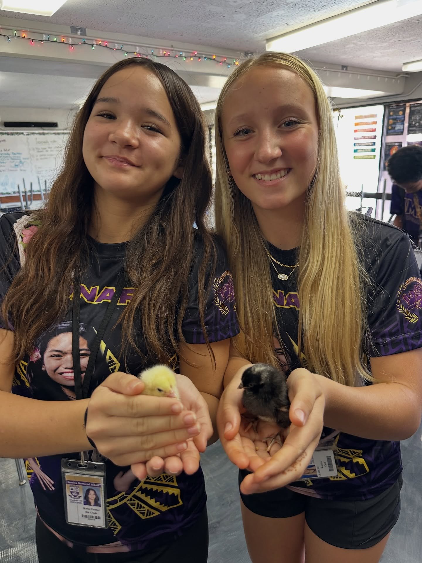 Our 8th graders dove into Natural Selection with a hands-on lab that put their &ldquo;bird beaks&rdquo; to the test! 🐦🔬

Students experimented with different beak types to discover which adaptations work best for picking up specific foods &mdash; a