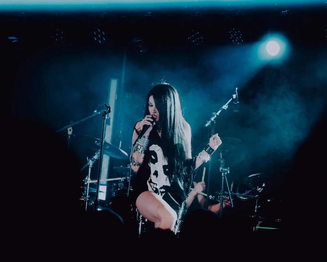 @maggielindemann 🤍 nashville, tn

𝒟𝓇𝒶𝒾𝓃 𝓂𝑒 𝒹𝓇𝓎 𝓈𝑜 𝐼 𝓁𝑒𝒶𝓋𝑒
𝒢𝓊𝑒𝓈𝓈 𝓂𝓎 𝓁𝑜𝓋𝑒 𝒾𝓈 𝒶𝓁𝓁 𝒸𝑜𝓃𝓈𝓊𝓂𝒾𝓃𝑔

📸🎥: @mknoxmedia

#maggielindemann