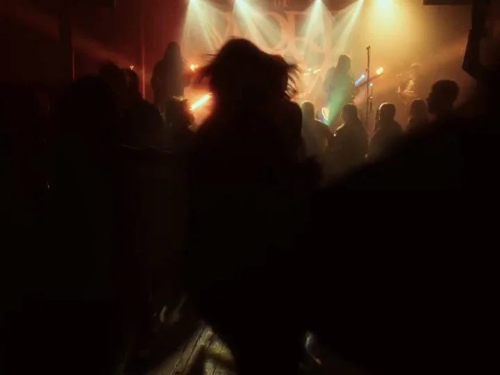 @thewordalive &bull; headline 2025 tour 

i realized recently i didnt post much from this tour and i focused heavily on video. i also made some tour documentaries for them thats on their youtube channel. here are some clips!!! 

🎥📸: @mknoxmedia