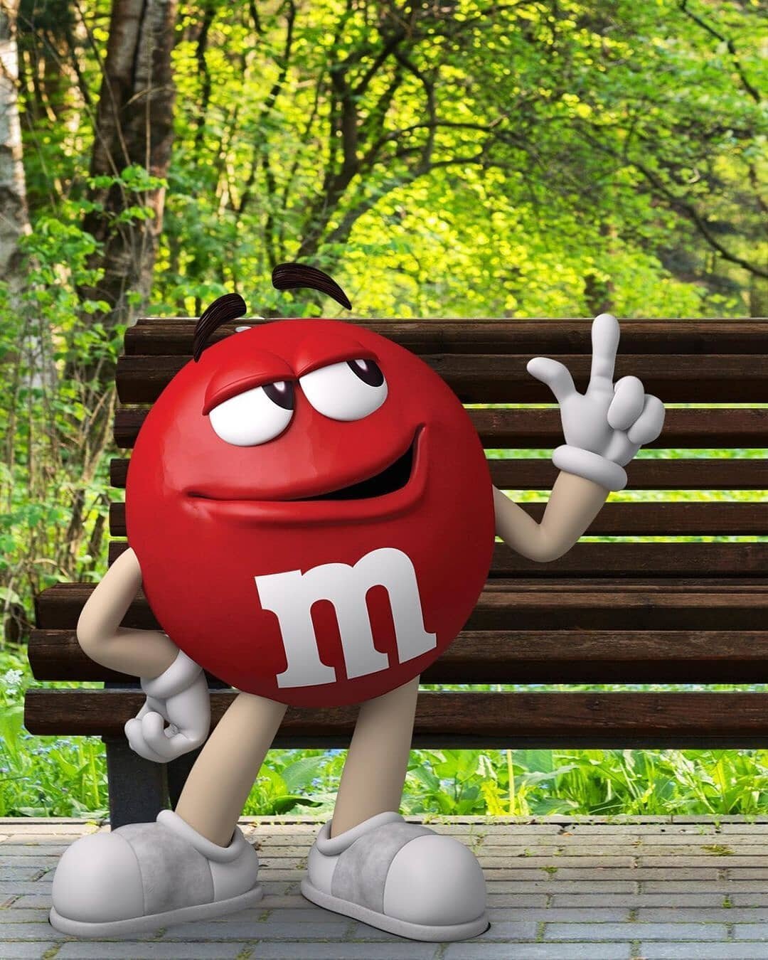 There&rsquo;s nothing better than time with your bff... even if at 6 ft apart. Tag the Yellow to your Red!
&bull;
&bull;
&bull;
#mms #chocolate #friends #bestfriends #bestfriend #besties #together #sociallydistant #fun @mmschocolate