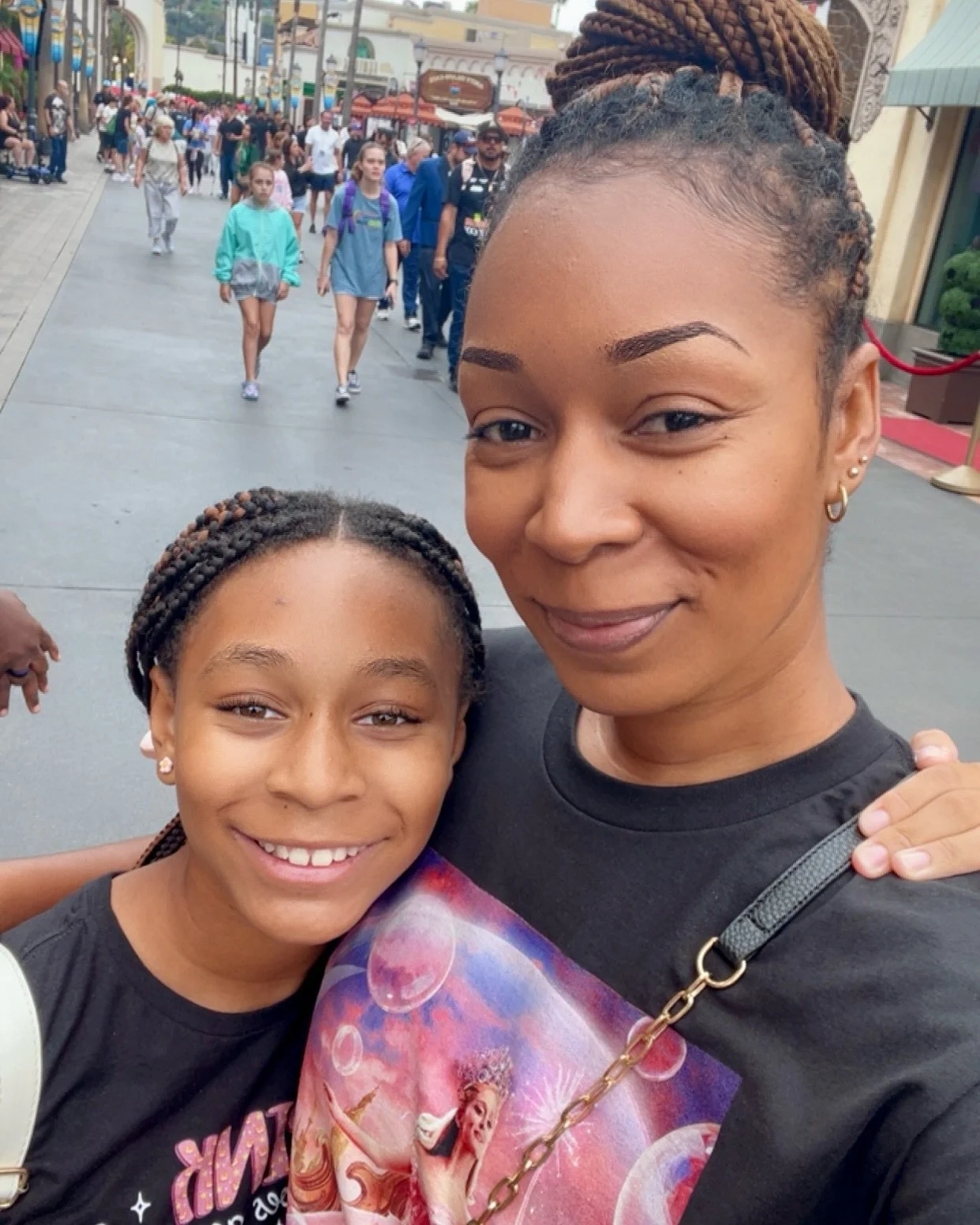 Happy 11th birthday to my thoughtful, onservant, brilliant, and imaginative girl 🎉💕 

From dumplings to donuts, pottery to park days, shopping trips to studio tours, we celebrated my sweet Ava Rose all week long! 🥟🍩🎢🛍️🚈

#BirthdayPhotoDump #Gi
