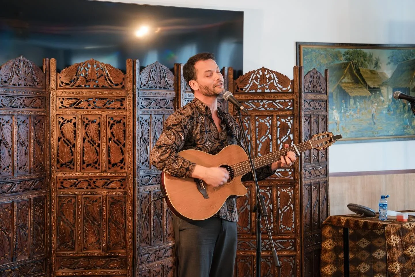 💭We kijken met veel plezier terug op de voorstelling
van Robin Block op 18 januari. Dit programma
maakte deel uit van ons &lsquo;Ada Lagi&rsquo; programma dat
generaties samenbrengt en gesprekken stimuleert.

💬In een warme sfeer vertelde Robin over