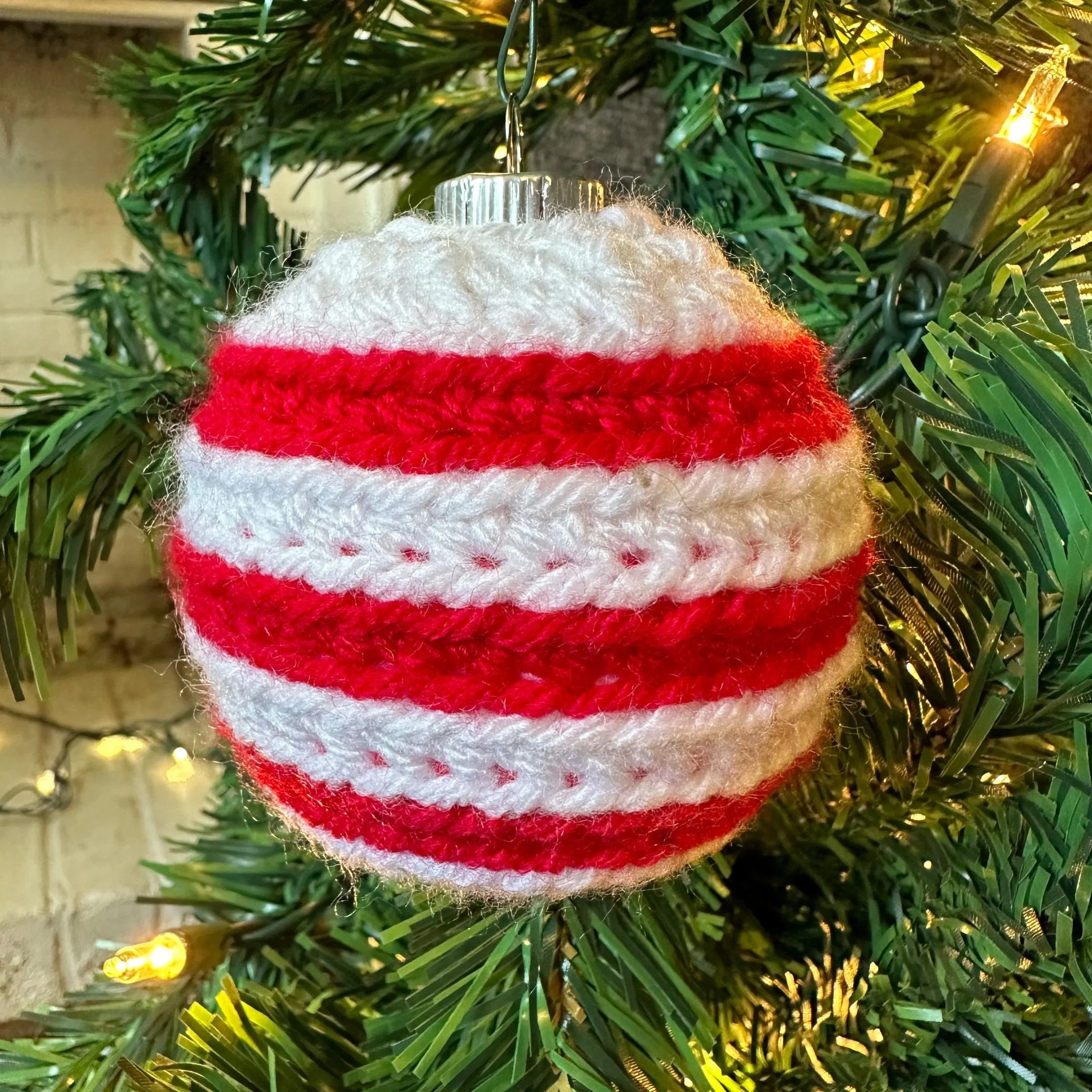Perfect Striped Bauble Christmas Ornament - Free Crochet Pattern