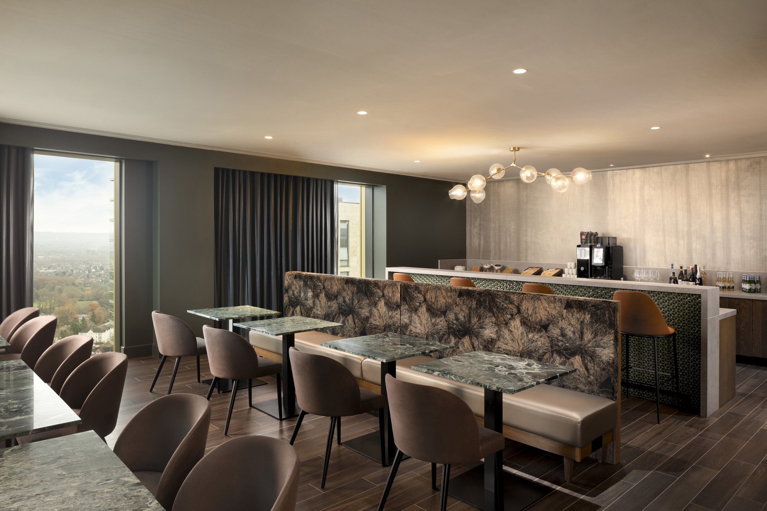 04.12.24 - Hilton Woking Exec Lounge 2.jpg