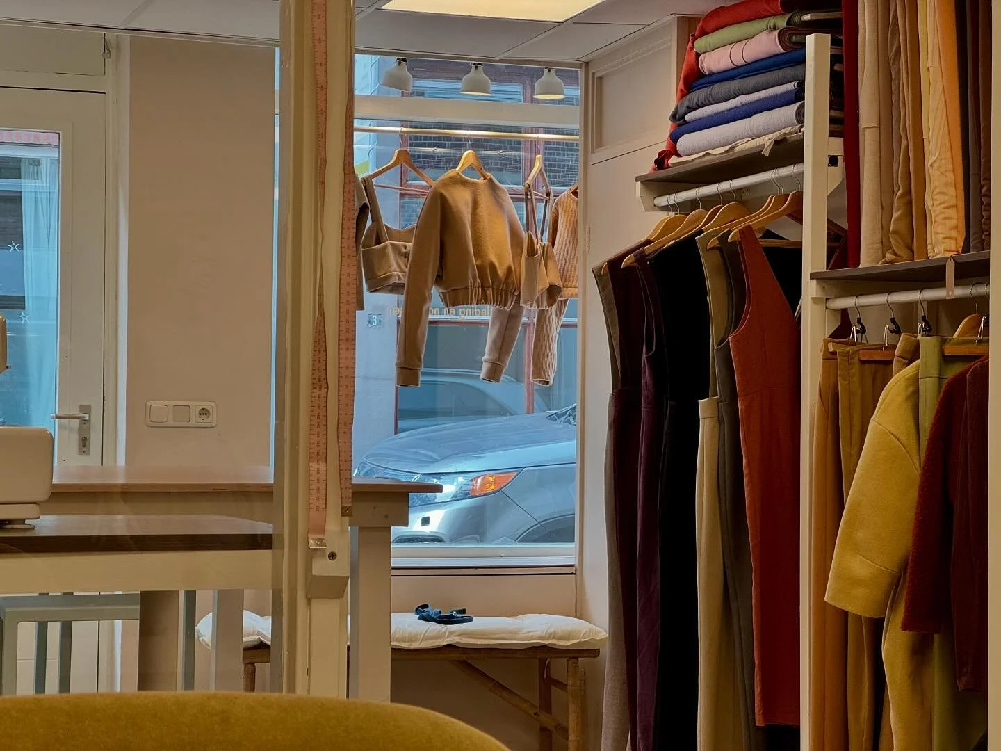 Deze plek ❤️

#eigenwinkel #bottelstraat #nijmegen #naailes #collectie #dameskleding #handgemaakt #duurzamemode #kiesdestof #slowfashion