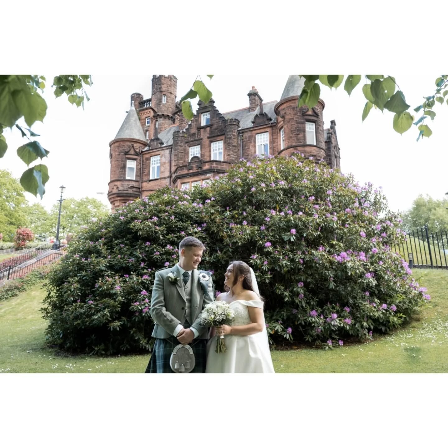 AMY + AIDAN✨️

Wowzers, where do we begin with this one. From our arrival at 9am til we left at 9pm this day was just filled with absolute joy. From the gorgeous sunshine to the buzzing vibes from all the guests, and ofcourse Amy + Aidan themselves b