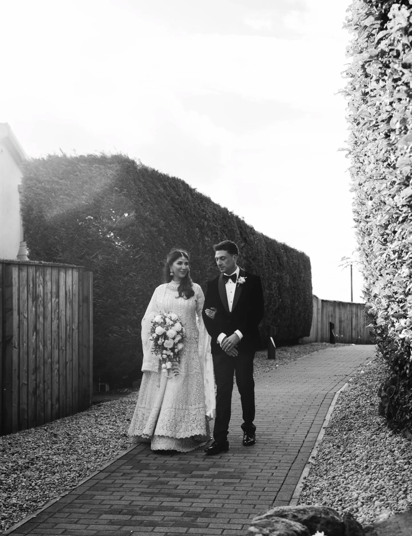 Spring blooming at the Bowfield ✨️

After the weather being incredibly iffy on the days leading up to Kiran + Ross' wedding day, they lucked out with the most spring of days. Cold but sunny with a touch of the seasons reminders.
The whole day was utt