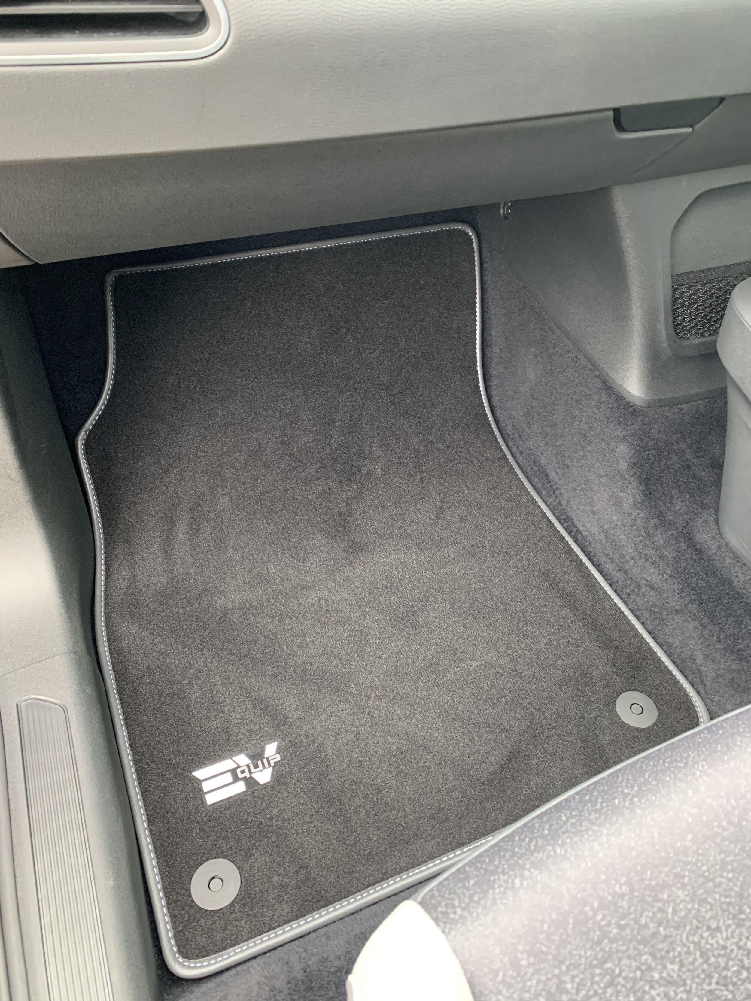 Audi ETron / Sportback Travall Dog Guard — EVQUIP