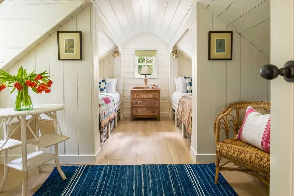 Cliffside-Durgan-Helford-River-Twin-Bedroom-Attic-Room.jpg