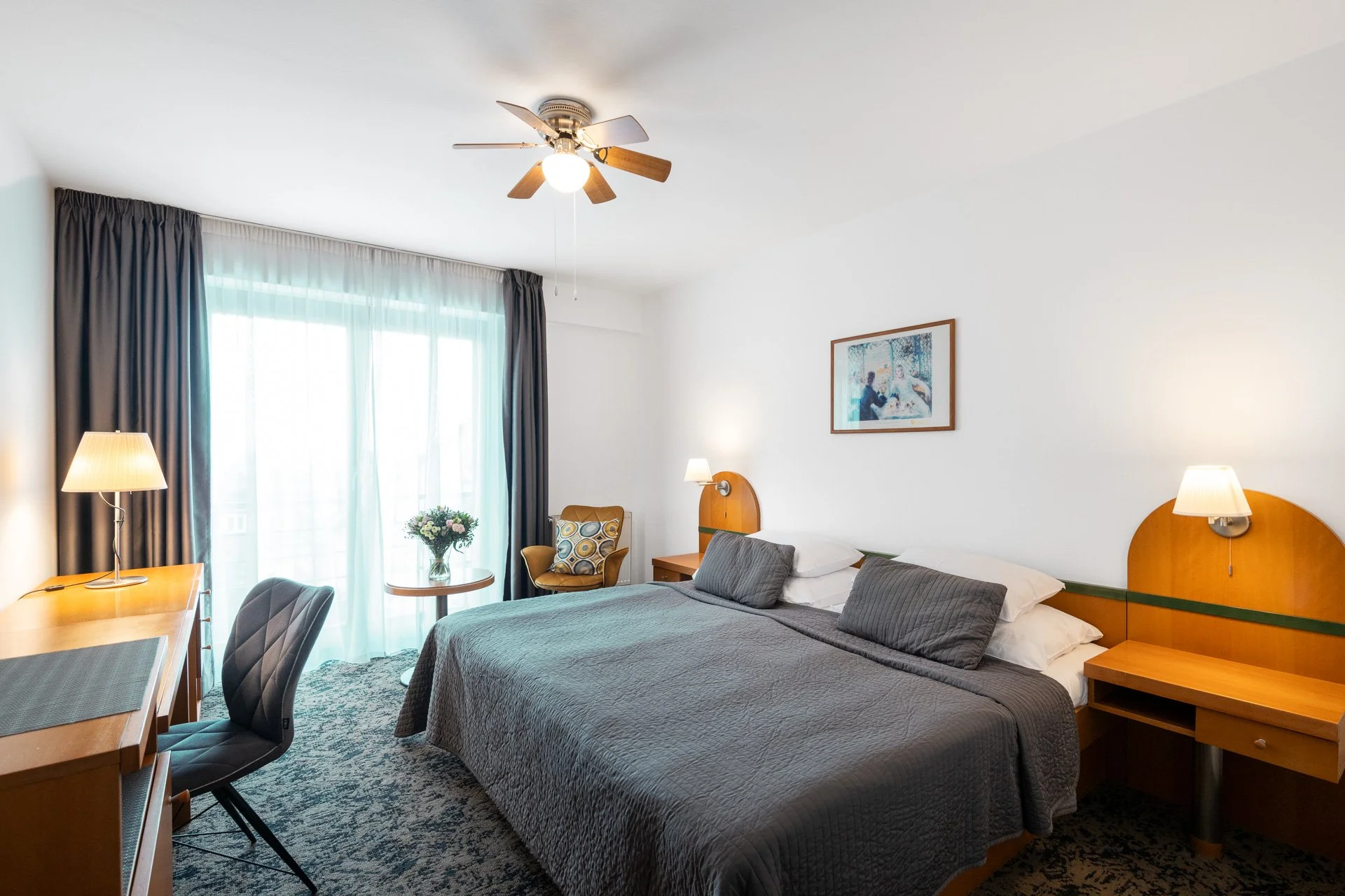 hotel-troja-apartment 207-bedroom-with-double-bed.jpg