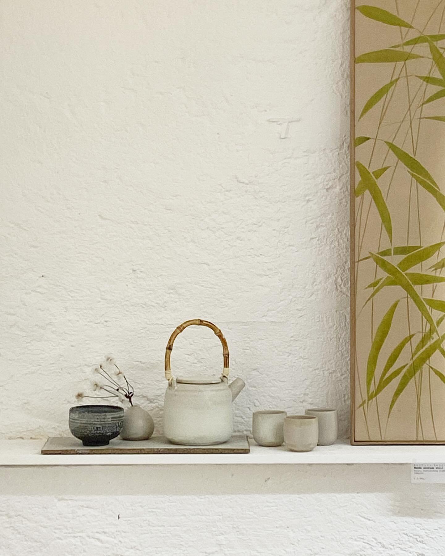 Japanisches Tee Set 

Ohne Zeit und Raum versucht mein Verstand zu kontrollieren was nicht wirklich ist, nur Illusion&hellip;

Ausstellung und Verkauf morgen Samstag 14.12 von 10 -16 h in der hinterhofgalerie des @_amonstore_  in Prien am Chiemsee.

