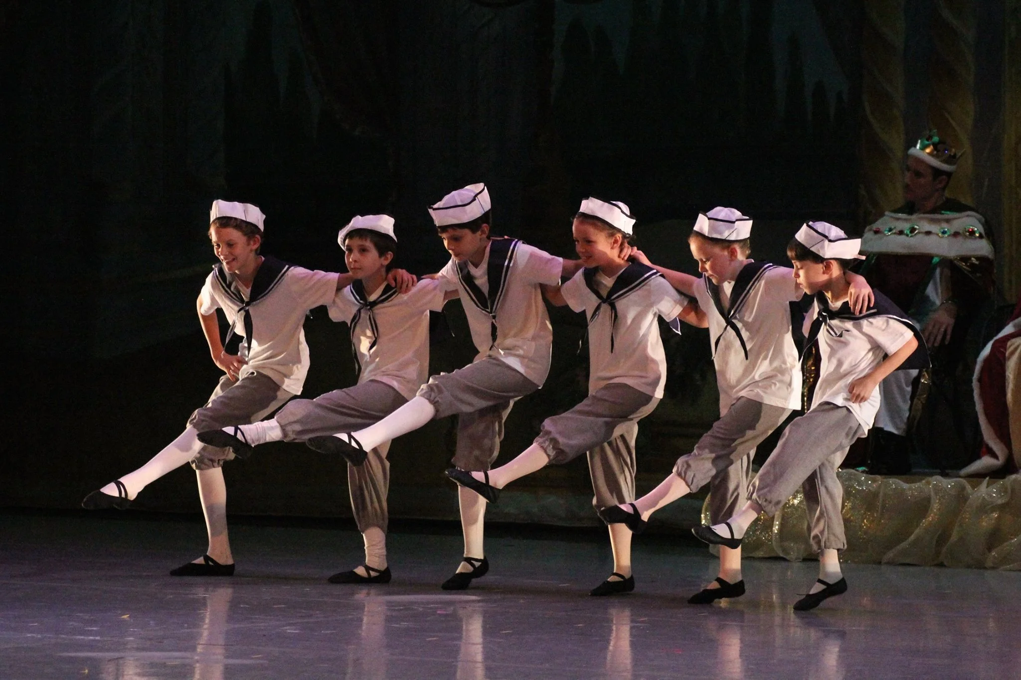 Copy of 12356954_1222421944441339_9060574865372081950_o.jpg