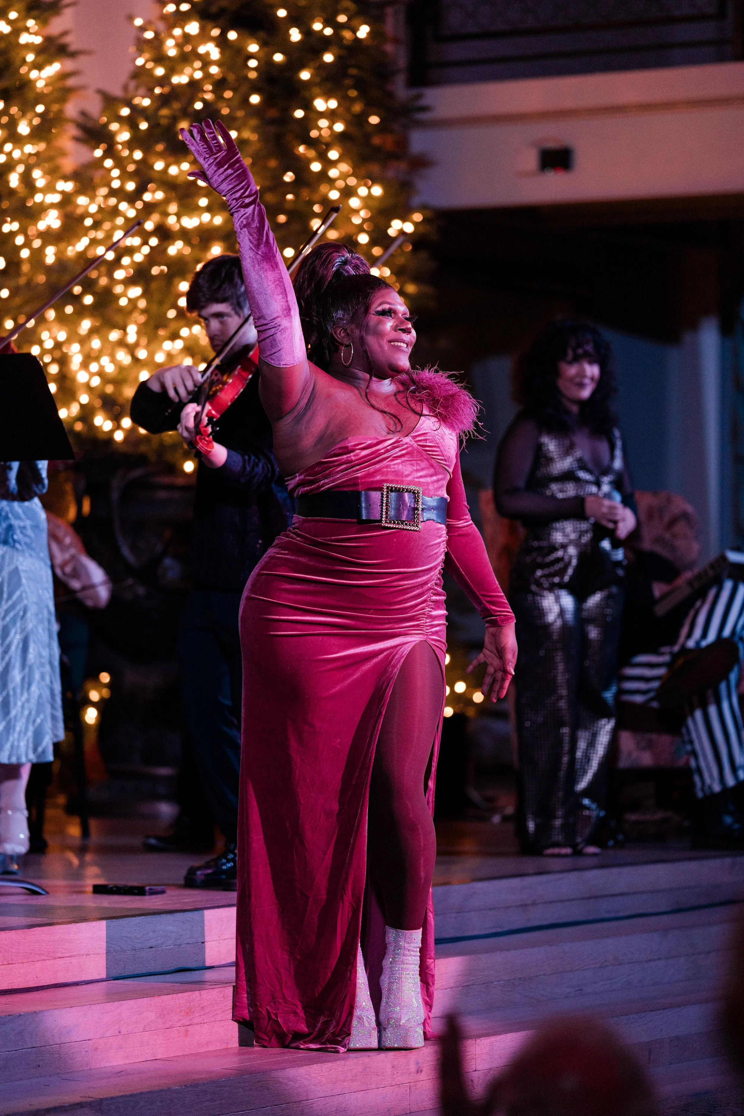 Drag performer Nicki J with One Found Sound at St. Joseph's Arts Society, photo by @backstagejackson 