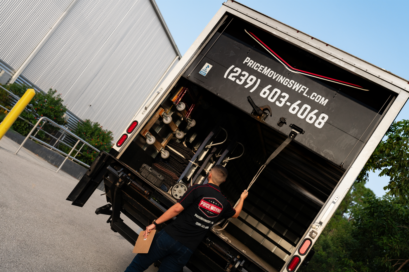 Local Moving Bonita Springs: Moving Day Checklist