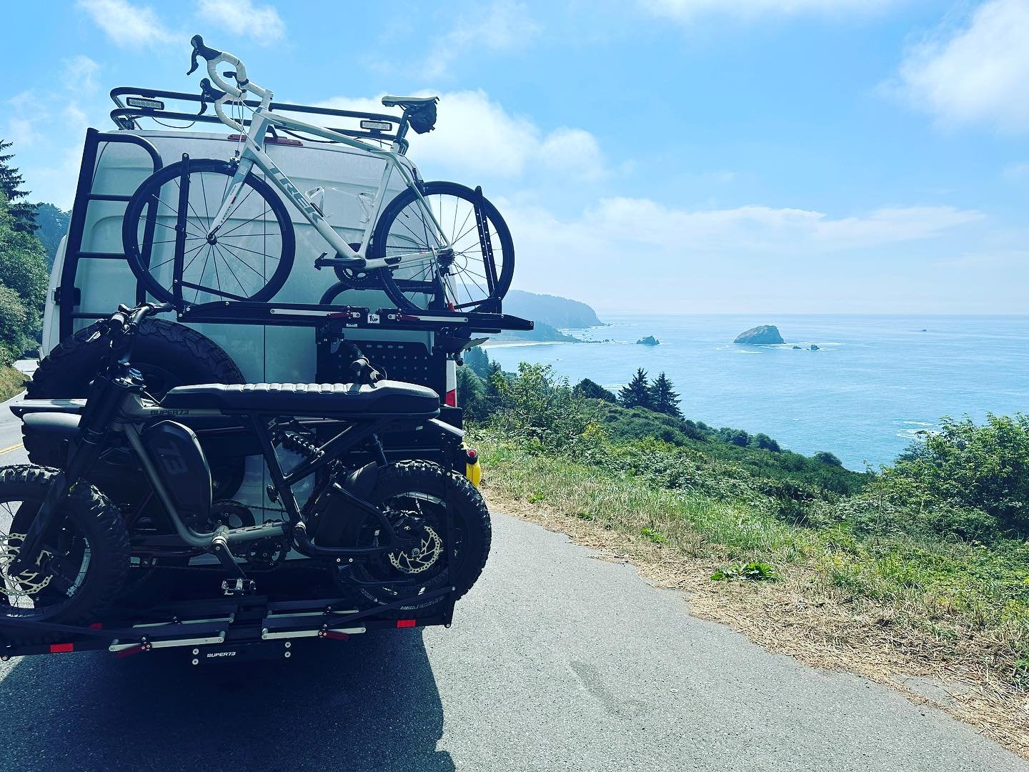 Such a wonderful drive down the California coast!! Engine 13 proudly offering @super73 bikes - which really rounds out your vanlife adventures!! In this shot we are carrying a Super73 R Adventure and a ZX on a @1upusa rack (w/ Fat Tire Kit).. Can als