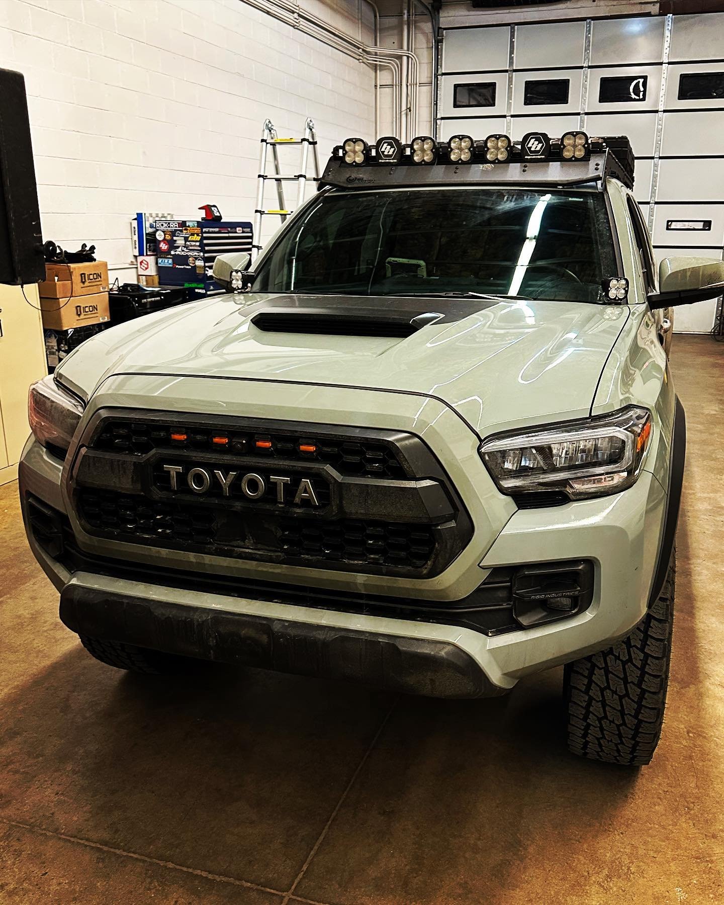 Spent some time hanging @powertrays HQ this weekend. @coloradomaverick worked his magic and tidied up the power system on the E13 Taco. This thing is ready for adventure.
