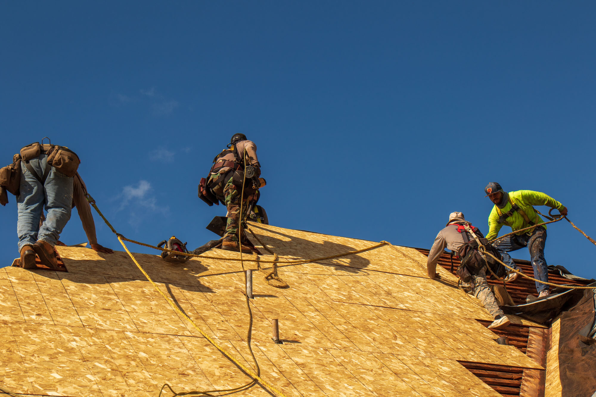 Roof_replacement_expedition_20201108_©_Howard_Wolff-3.jpg