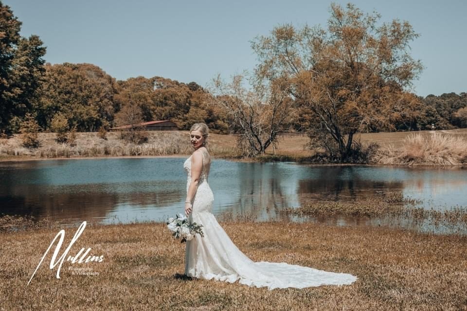 Stephanie By Tank2.jpg