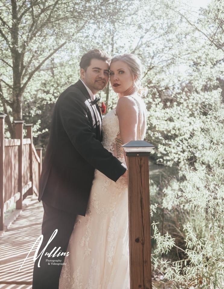 Stephanie&Grant on bridge.jpg