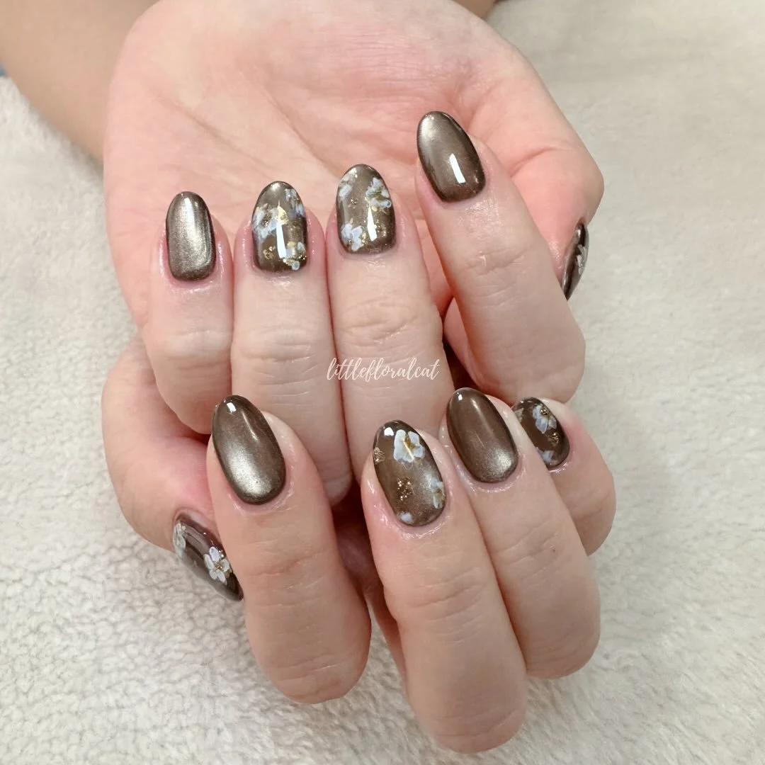 🕸️🦇🕯️ manifesting mischief and moonlight 🌒

📲 Book your appointment via Whatsapp 97211418, Instagram DM, or Telegram @littlefloralcat

📍317 Outram Road Concorde Shopping Centre #02-30 S169075 (beside Havelock MRT) 

⏰ Open daily 10am to 7pm las