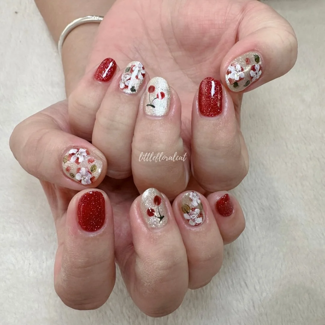 🍒🌼❤️&zwj;🔥 Sweet florals on the outside, questionable decisions inside 😌🍒✨

📲 Book your appointment via Whatsapp 97211418, Instagram DM, or Telegram @littlefloralcat

📍317 Outram Road Concorde Shopping Centre #02-30 S169075 (beside Havelock MR