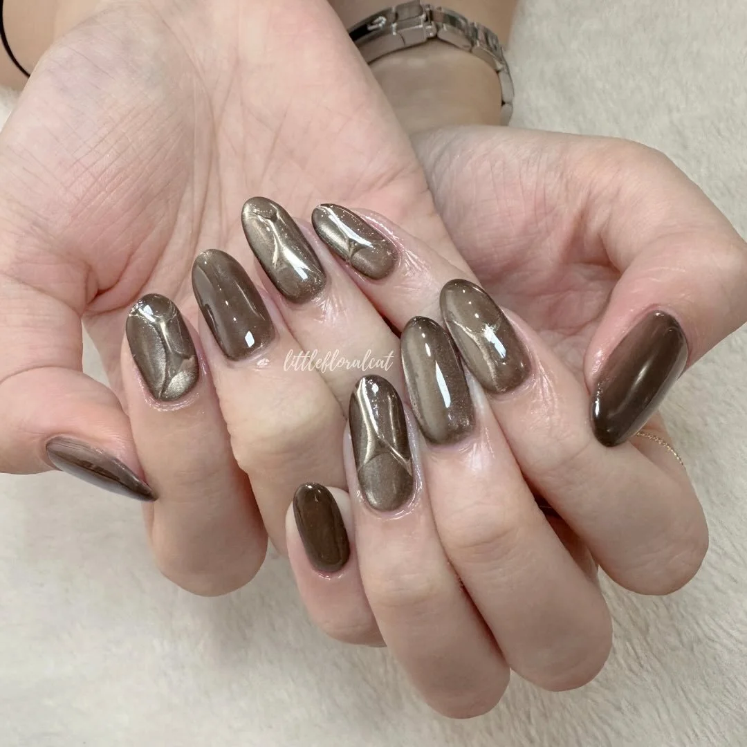 🐈&zwj;⬛🕸️🛸 black cat energy with a little sparkle ✨

📲 Book your appointment via Whatsapp 97211418, Instagram DM, or Telegram @littlefloralcat

📍317 Outram Road Concorde Shopping Centre #02-30 S169075 (beside Havelock MRT) 

⏰ Open daily 10am to