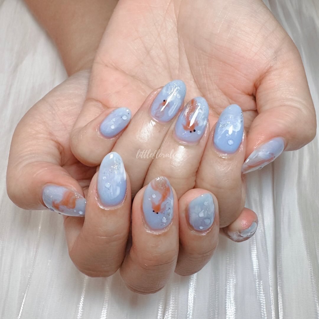 🎐🎏🍉 a little piece of summer on my fingers&hellip; just keep swimmin&rsquo; ✨

📲 Book your appointment via Whatsapp 97211418, Instagram DM, or Telegram @littlefloralcat

📍317 Outram Road Concorde Shopping Centre #02-30 S169075 (beside Havelock M