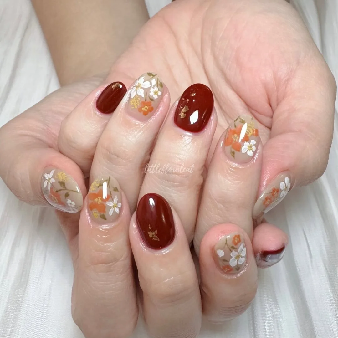 🍁🌼🍂 autumn bouquet themed nails

📲 Book your appointment via Whatsapp 97211418, Instagram DM, or Telegram @littlefloralcat

📍317 Outram Road Concorde Shopping Centre #02-30 S169075 (beside Havelock MRT) 

⏰ By appointment only, open daily from 1