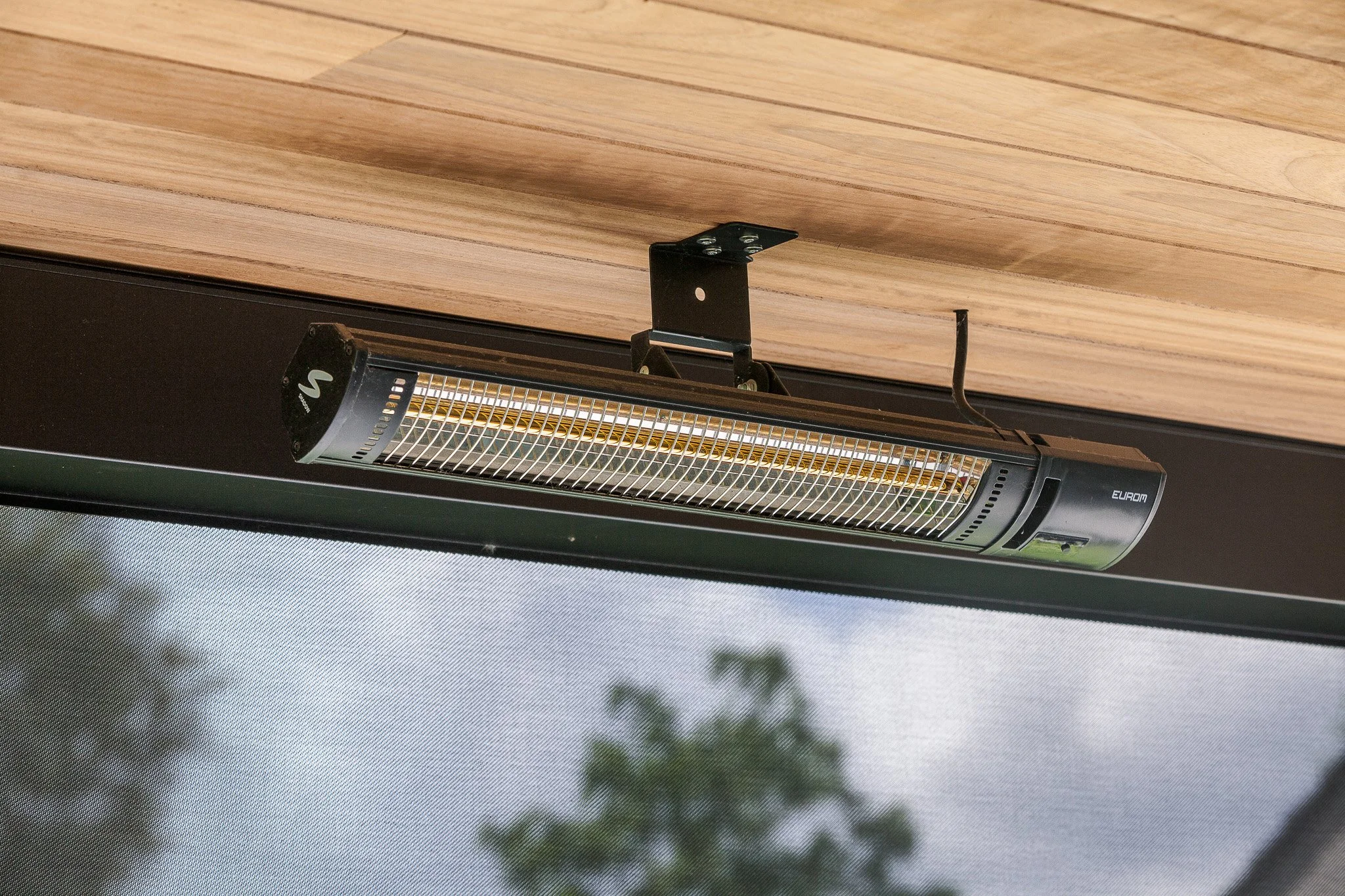 Ook 's avonds genieten met terrasverwarming