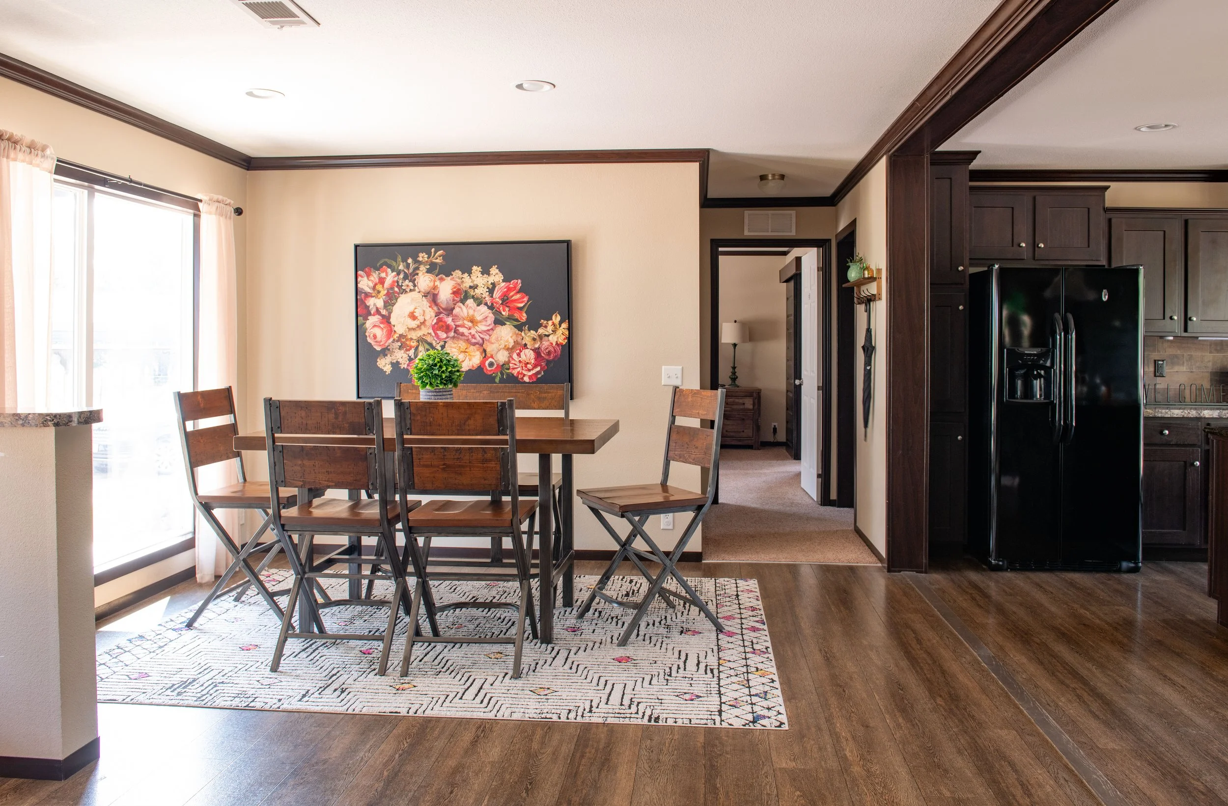 Dining_Room.jpg