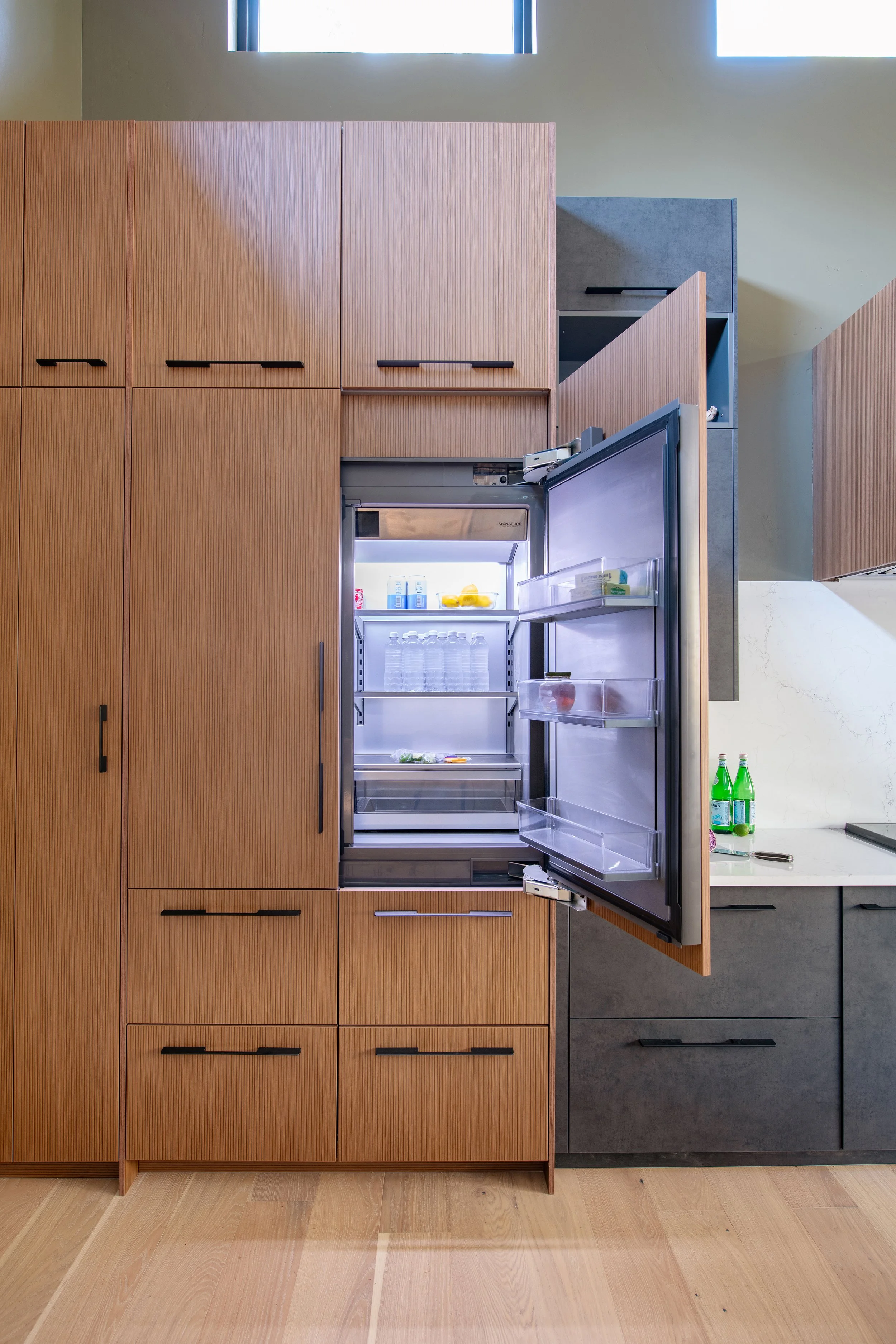 Refrigerator2.jpg