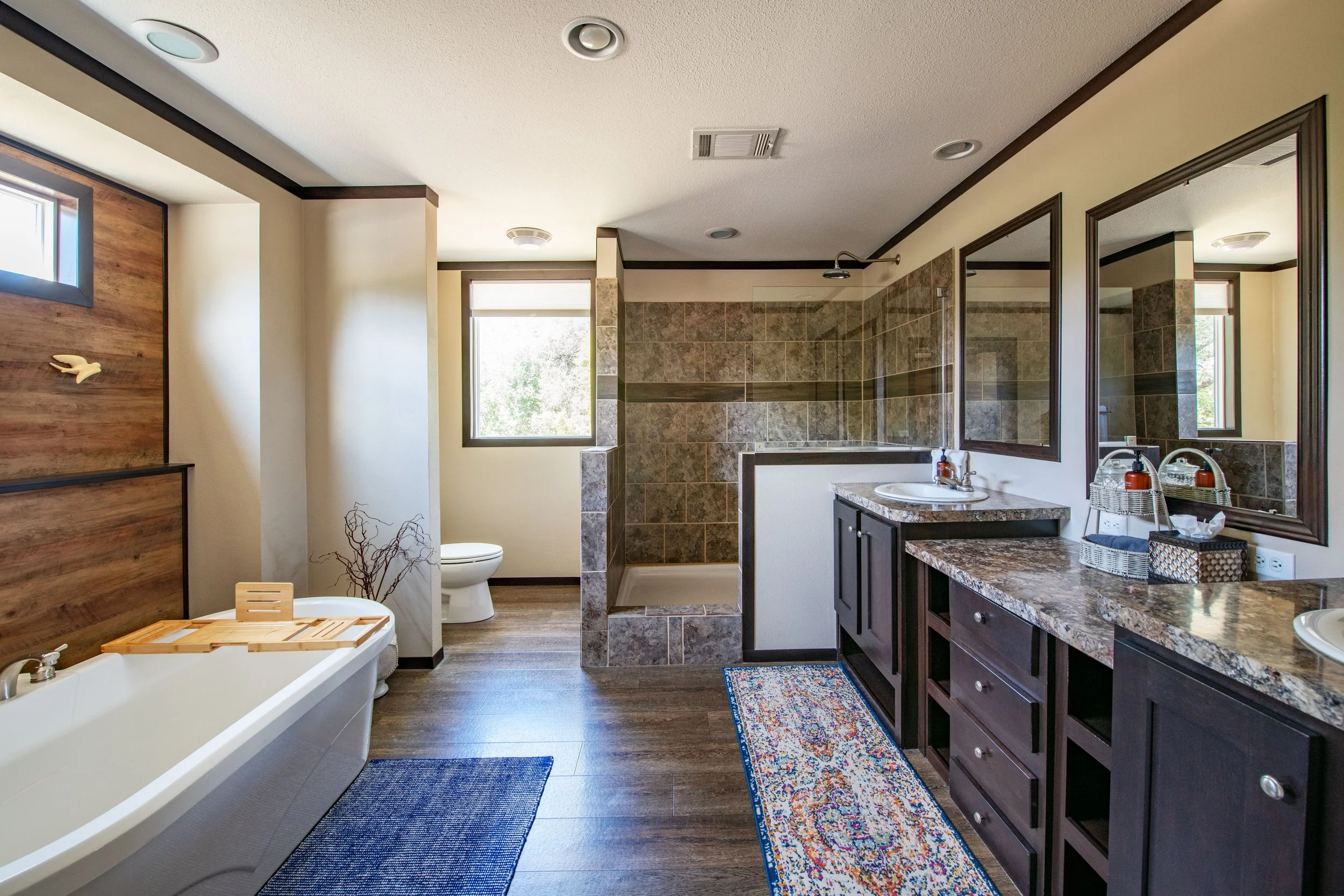 Bedroom3_Bathroom_Listing2.jpg