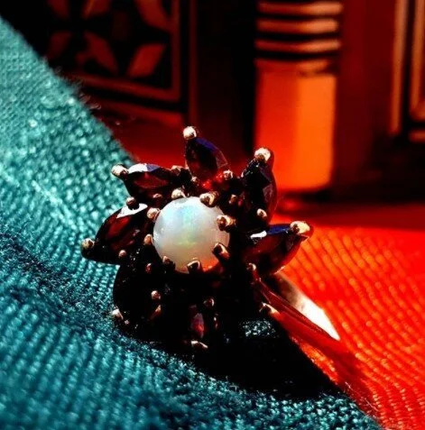 garnet_opal_floral.jpeg