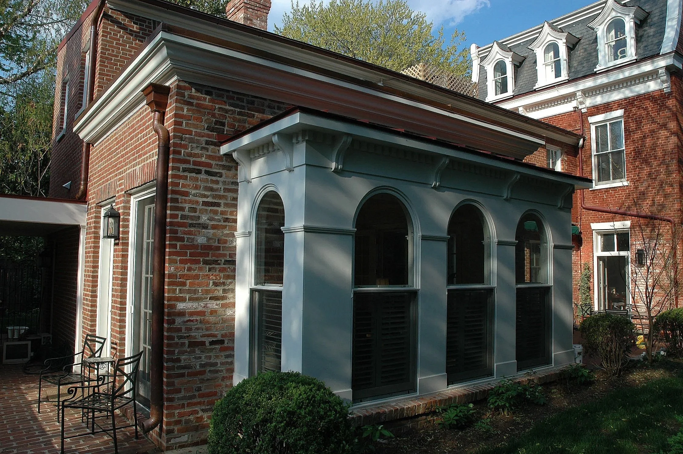 Alexandria+historic+bay+window.jpg