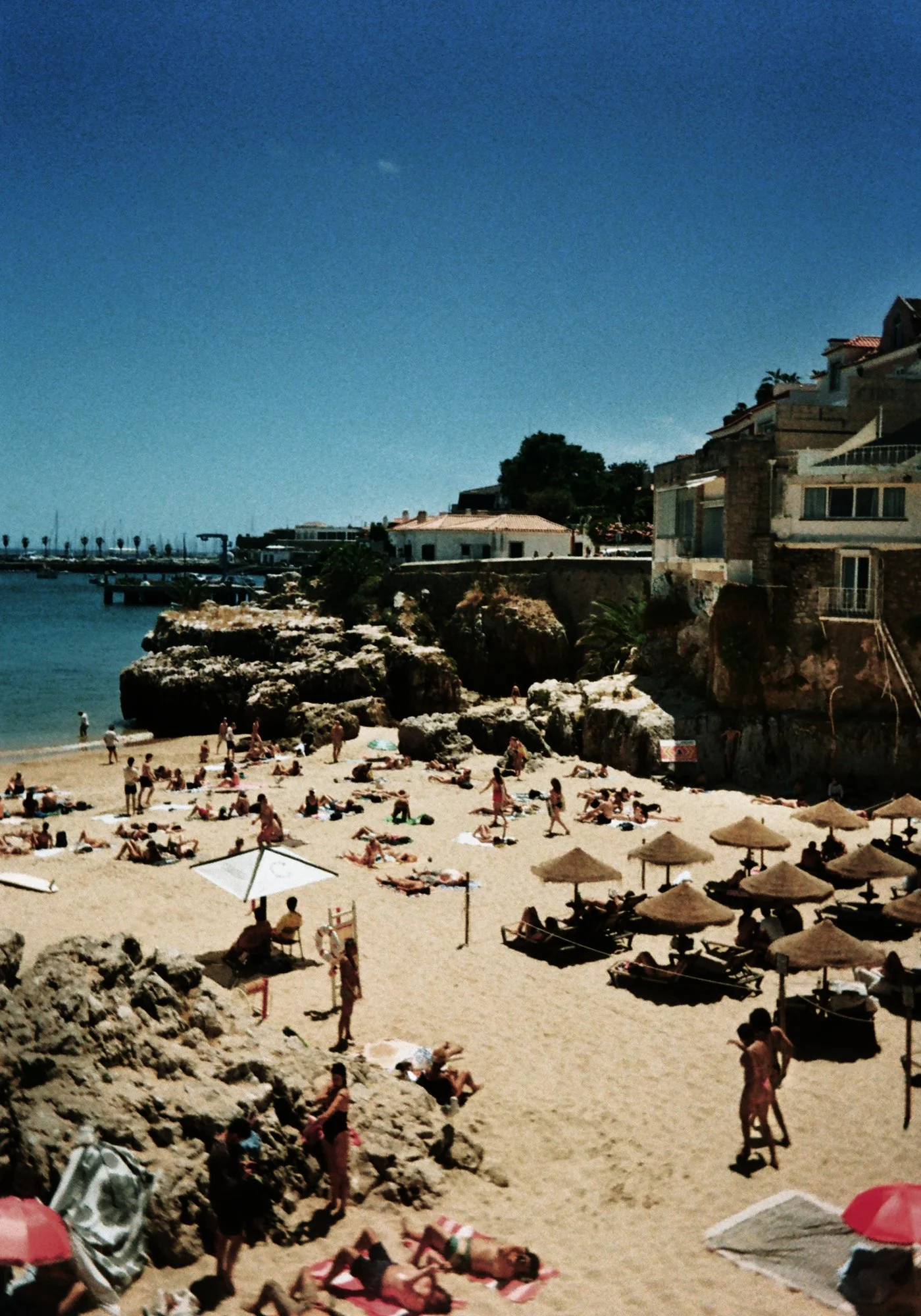 Praia da Rainha Cascais Portugal 2026 TRI 03 copy.jpg