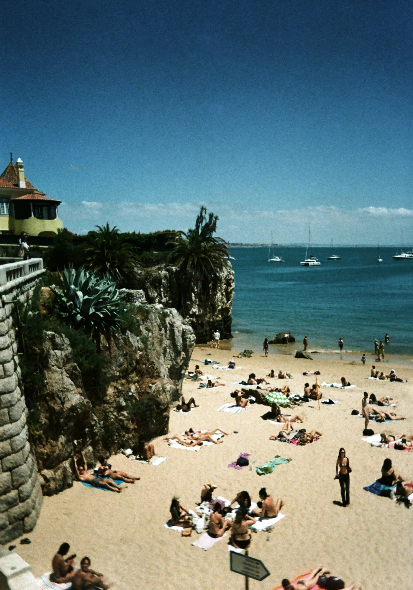 Praia da Rainha Cascais Portugal 2026 TRI 01 copy.jpg (Copy)