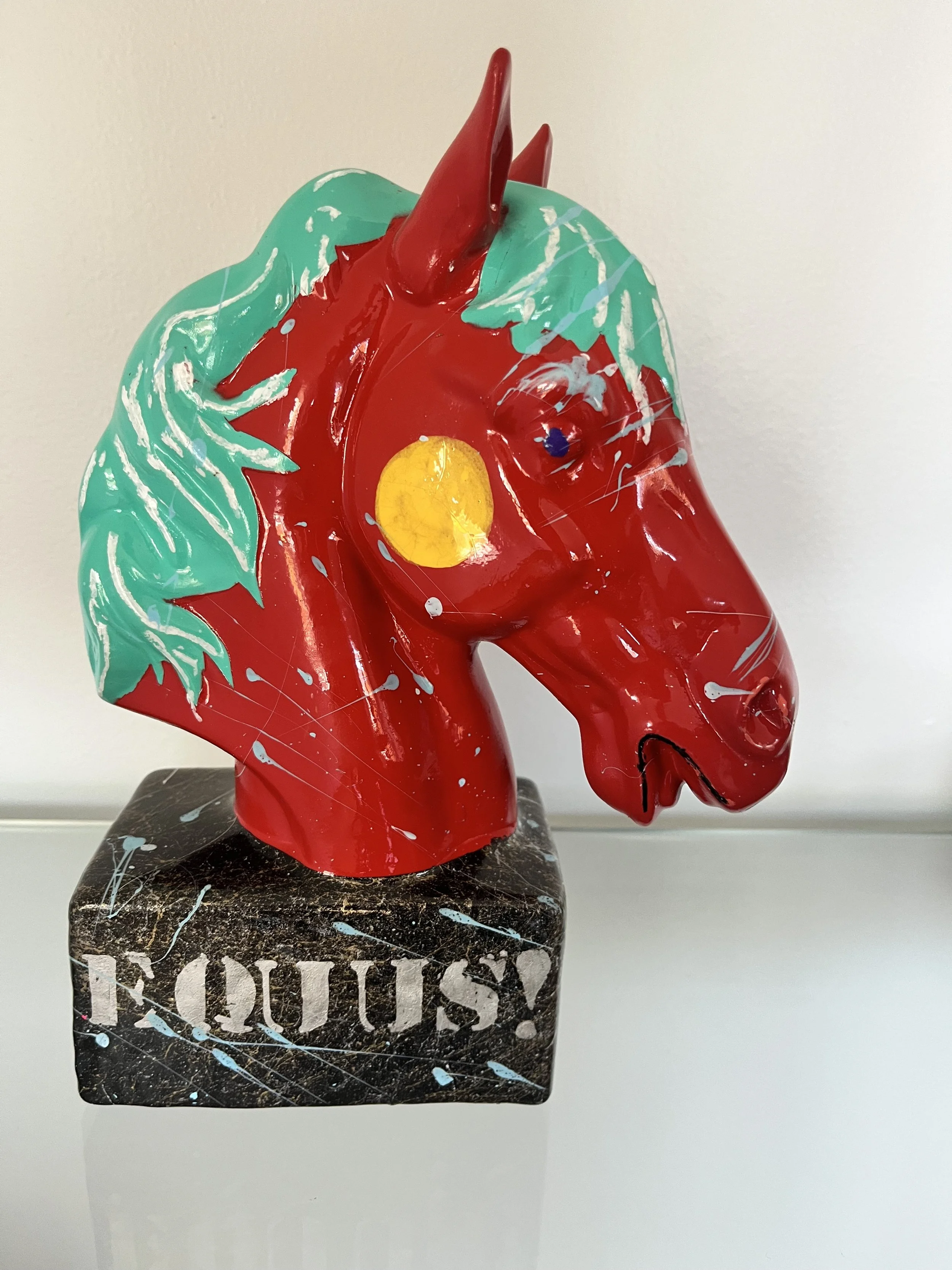 EQUS! 

$725.00 Can 

Hauteur: 11" (28cm)
Largeur: 8" (20cm)
Profondeur: 4" (10cm)
Collection(s) :
Sculpture