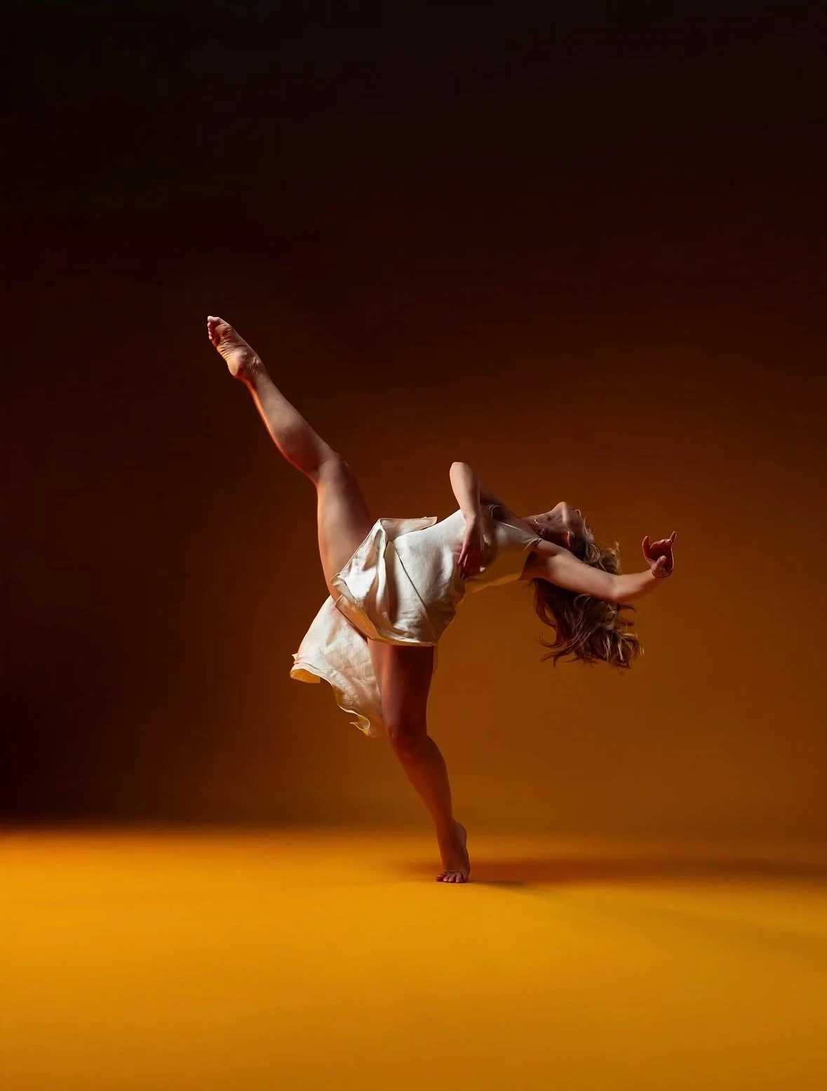 🚨 Mentor Monday Spotlight 🚨

Monica Delehanty (@_mondel) knows what it means to lead with passion, precision, and perseverance, from winning top national dance titles to working alongside some of the industry&rsquo;s most respected choreographers.
