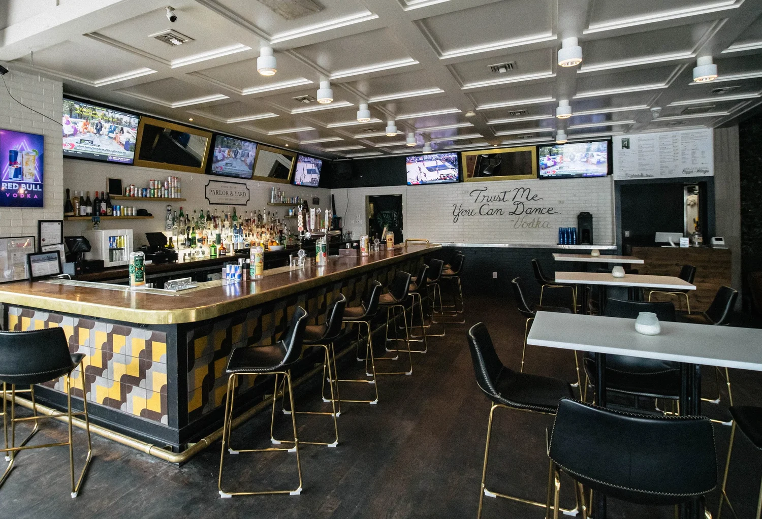 Bar photo 1