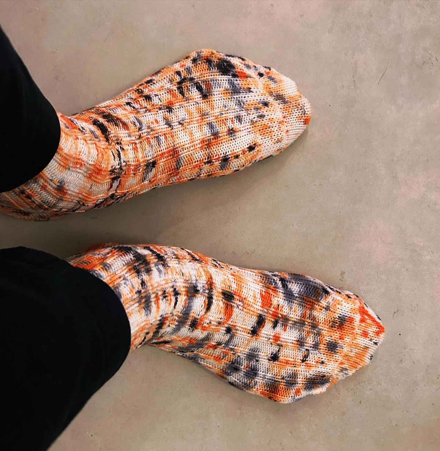 Inside every Fred&amp;Matt overshoe there should not only a pair of great shoes but also a pair of beatiful socks. Like these, from the japanese brand @decka_quality_socks sold by @goteborgmanufaktur in Gothenburg, Sweden.
